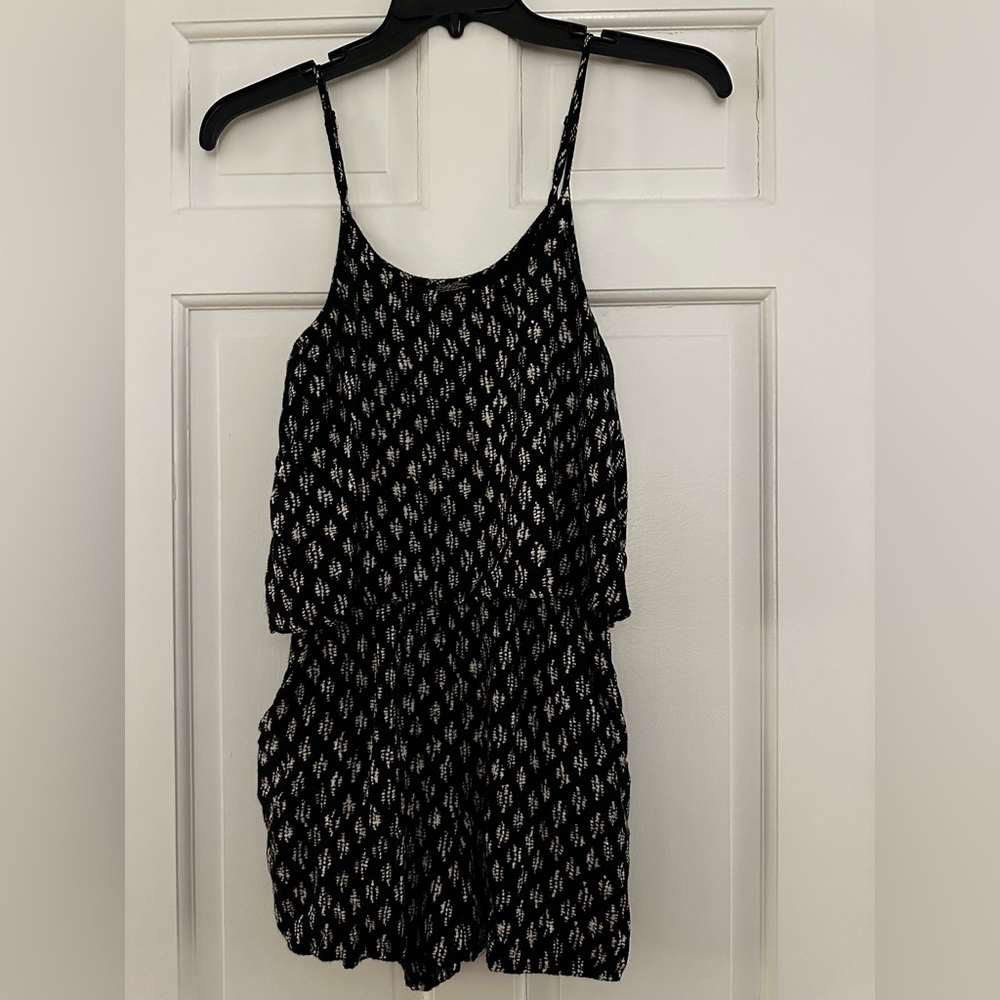 Lucky Brand Spaghetti Strap Romper size small